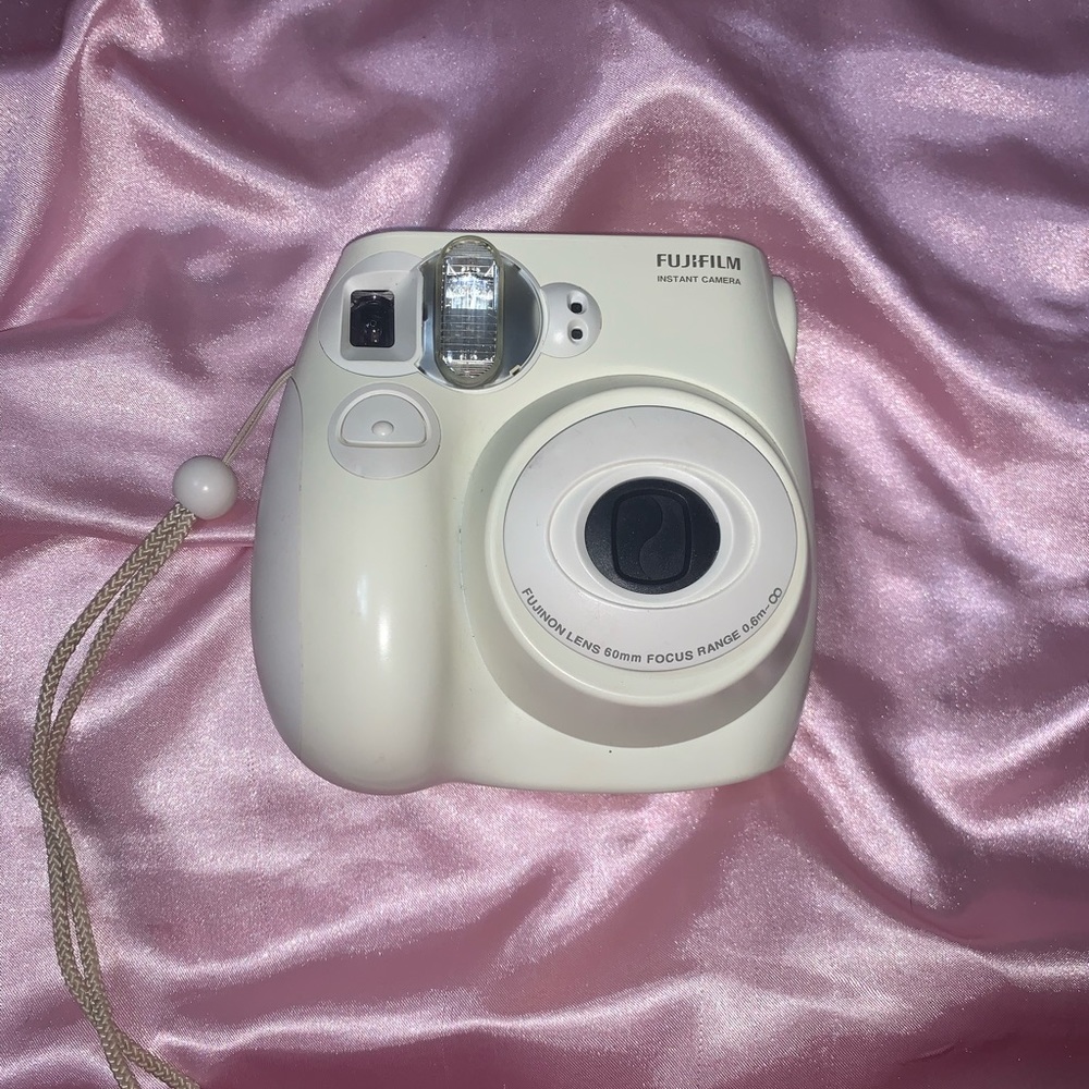 Fuji Film Polaroid Camera 7S